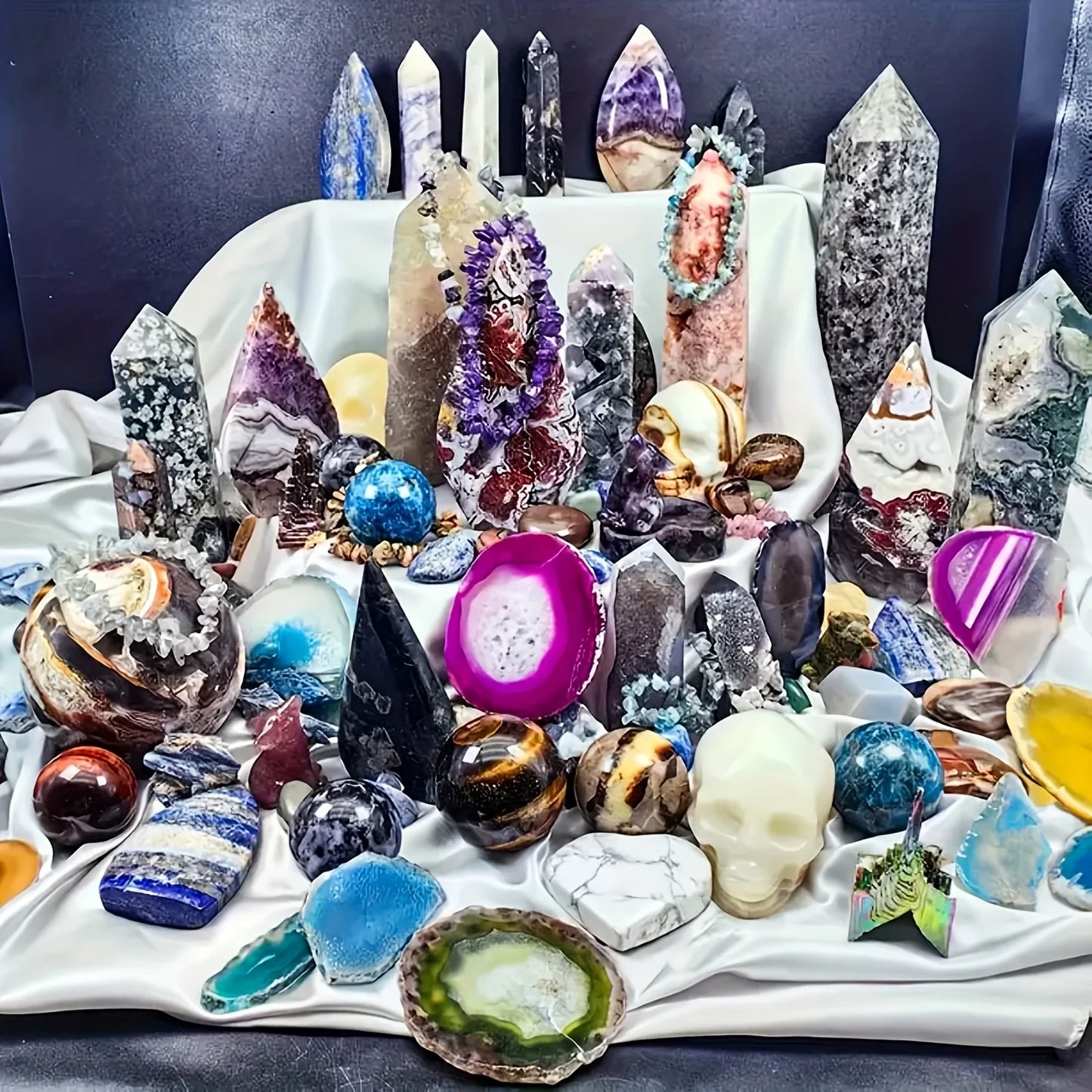 Open your own unique crystals! 1lb-3lb Crystal Gift Box-Mixed Raw Stone, Tower, Sphere, Carving , Bracelet Ring, Home Decoration