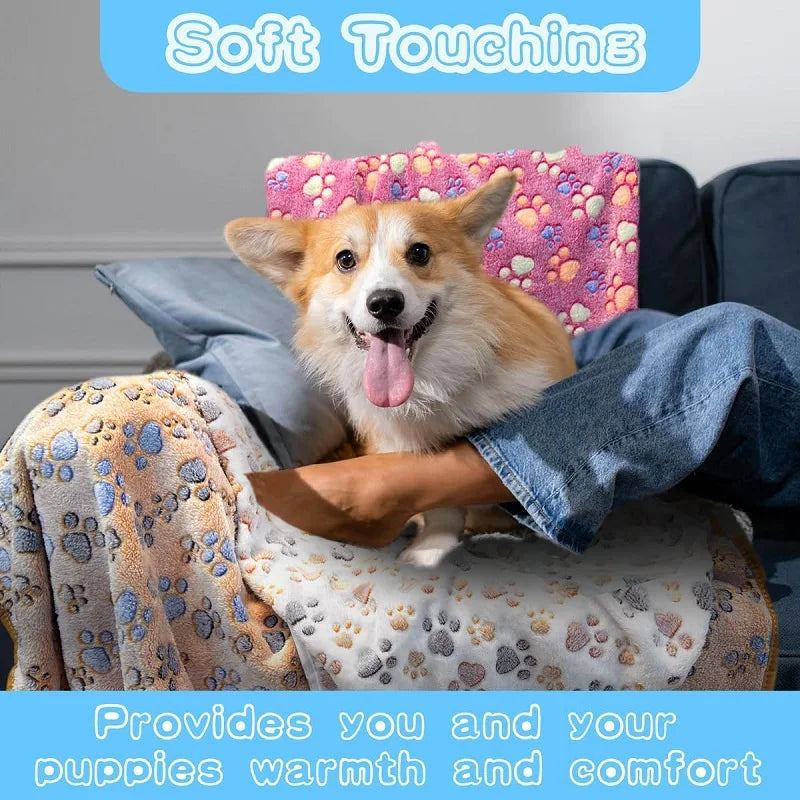 Pet Blanket Soft Fluffy Flannel Dog Sleeping Blanket Winter Warm Pet Mat Warm Comfortable Blanket for Cat Dog Pet Supplies